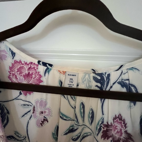 Ladies old Navy summer dress - Picture 2 of 4